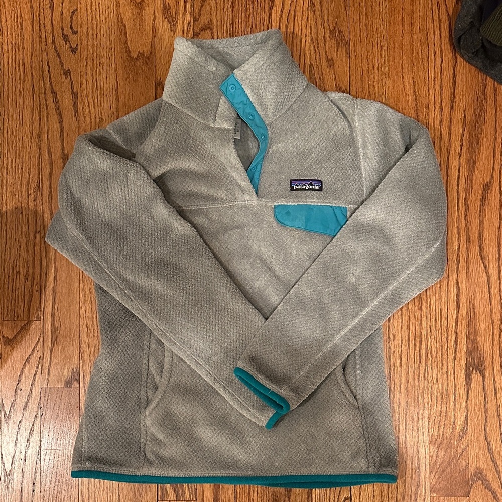 Patagonia Fleece Jacket in Gray and Teal